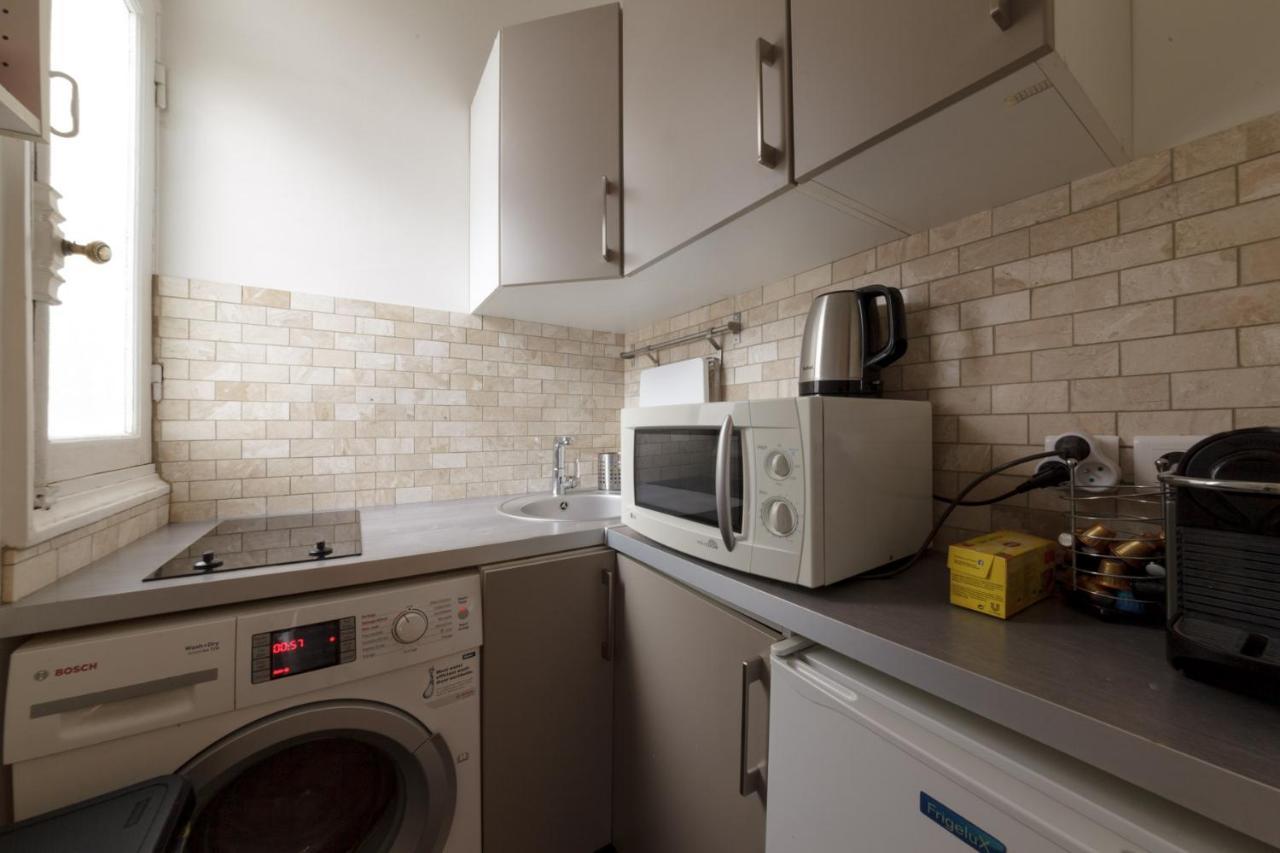 דירות פריז Private Studio - Avenue Des Champs-Elysees מראה חיצוני תמונה